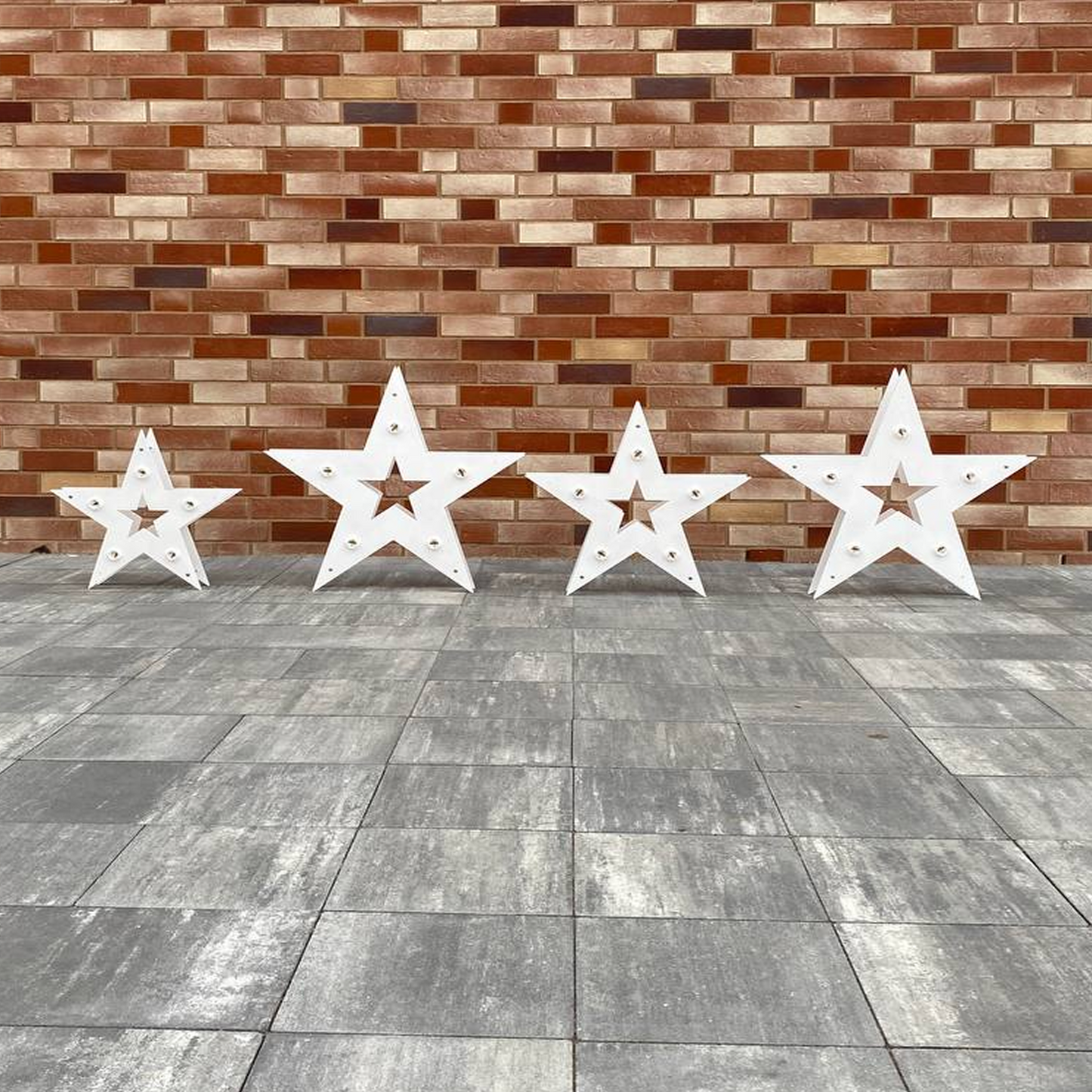Wooden Star with Bulb Sockets - Painted (1 pc)