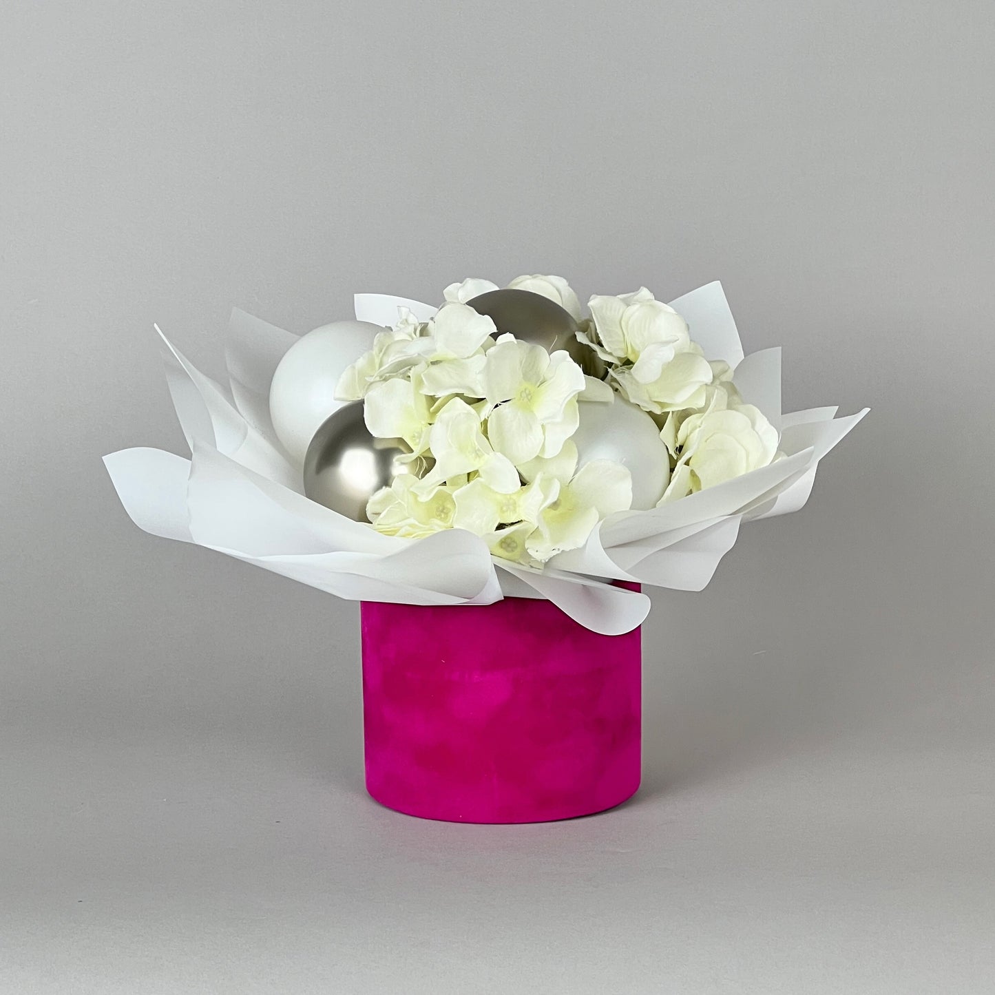 Velvet Round Flower Box 5" x 4" | 12 × 10 cm Fuchsia (1 pc)