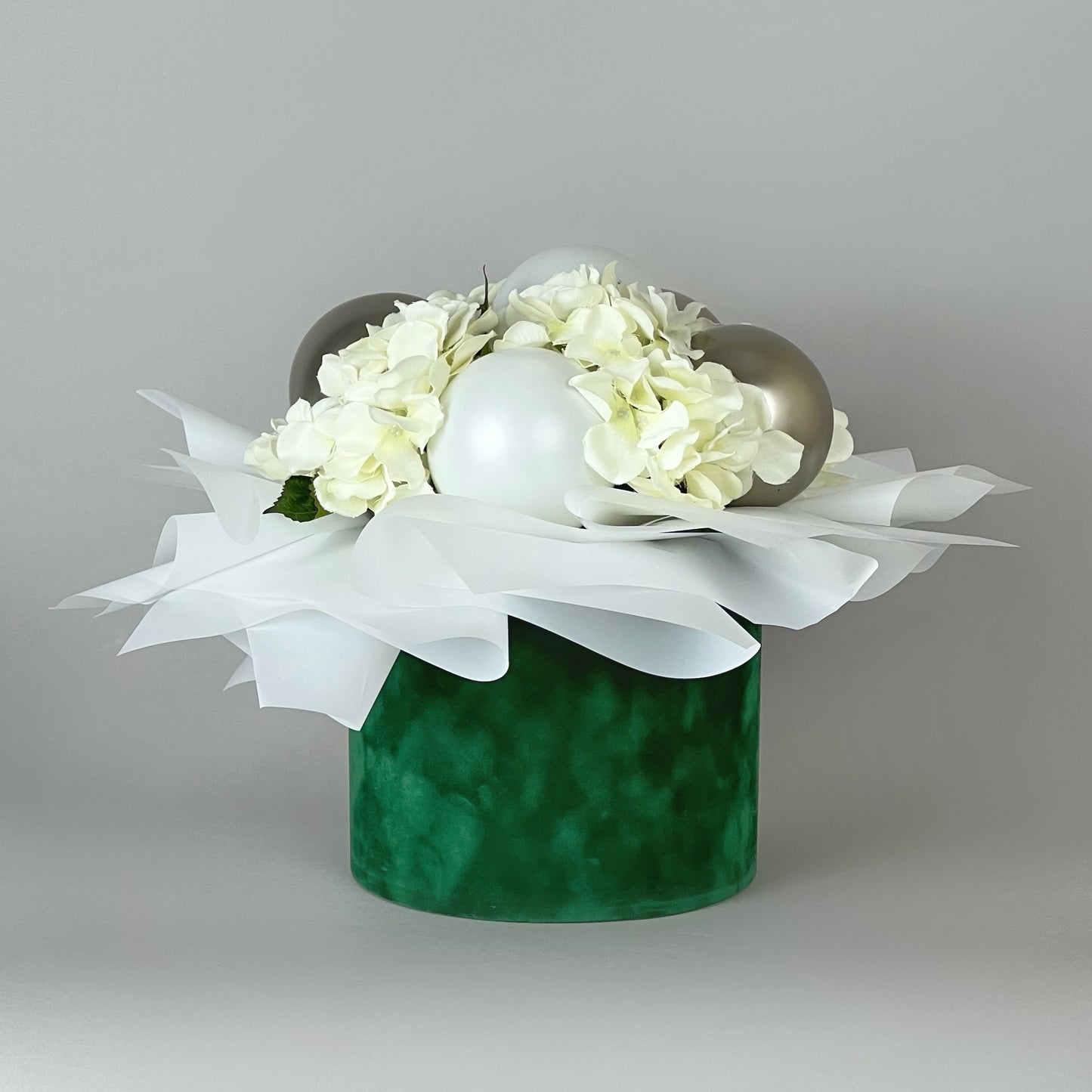 Velvet Round Flower Box 8" x 7" | 20 × 18 cm Emerald (1 pc)