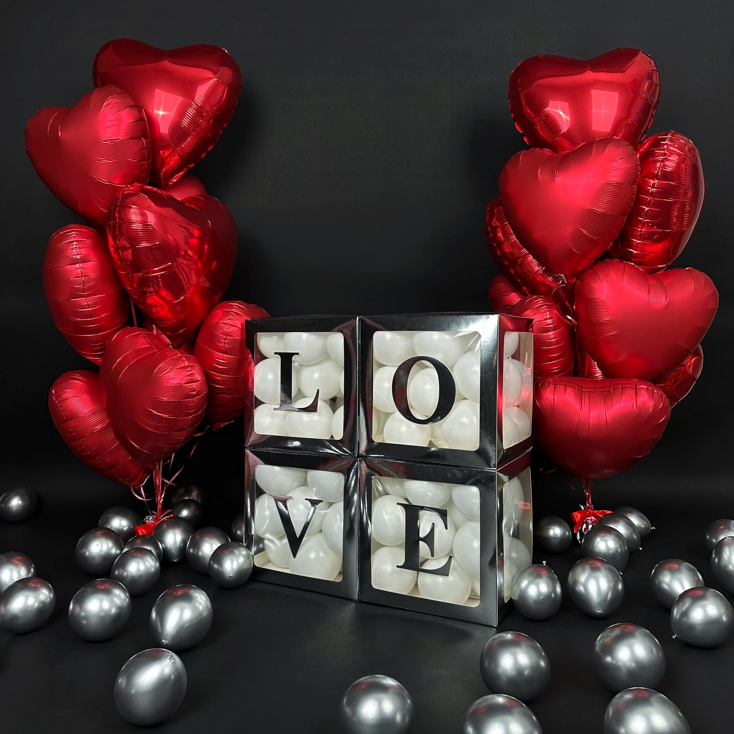 Balloon Box Set 30 cm | 12" - "LOVE" Silver (1 pc)