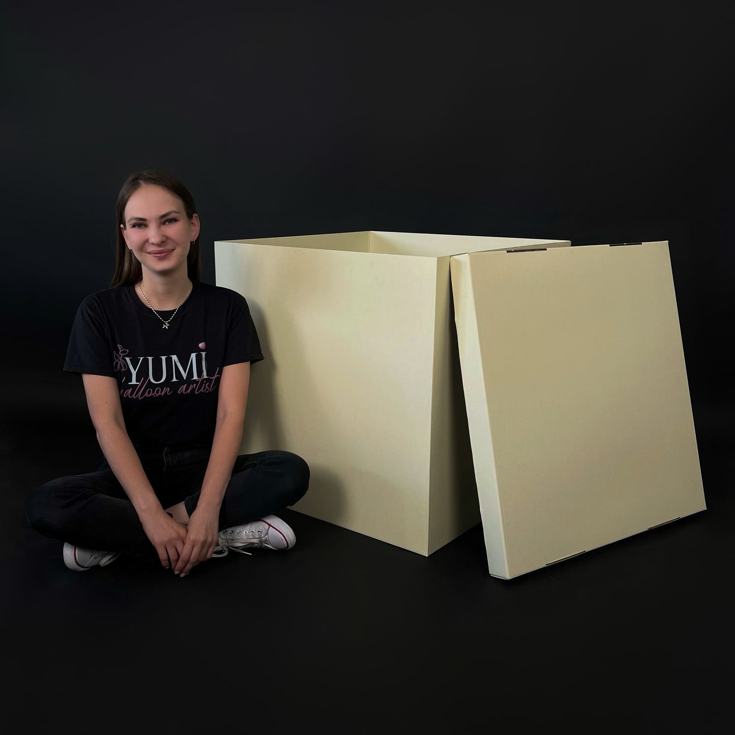Surprise Balloon Box 70 cm | 28" - Ivory (1 pc)